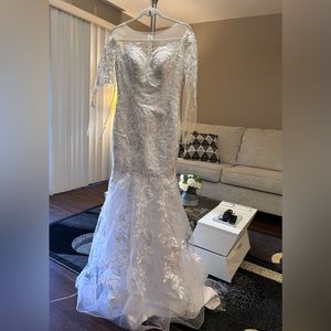 Wedding dress size 4